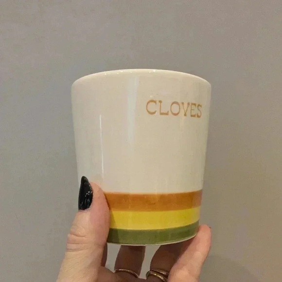 Vintage cloves pot - Picture 2 of 5
